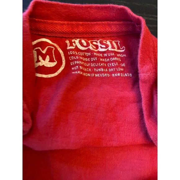 Red Fossil T Shirt It's Mind Bottling Graphic Tee Size Medium - Picture 4 of 5